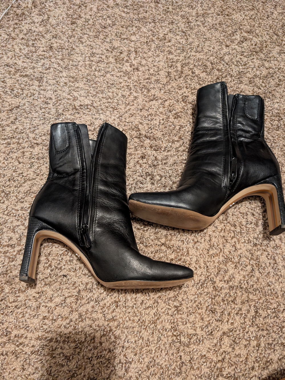 Sam Edelman Black Pointed-Toe Leather Ankle Booties